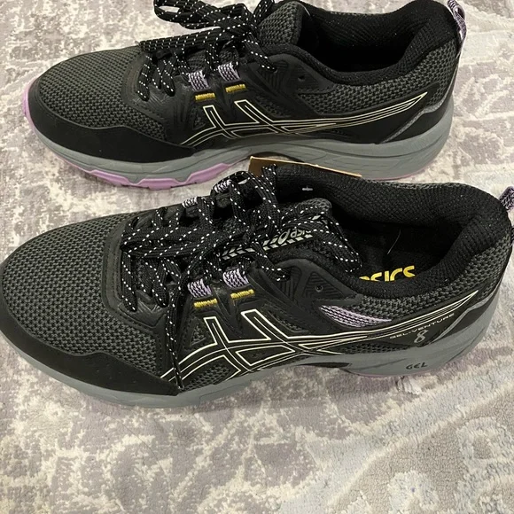 NWOB Asics Black and Purple Athletic Running Shoes with Mesh Women size 7.5 - Picture 4 of 7